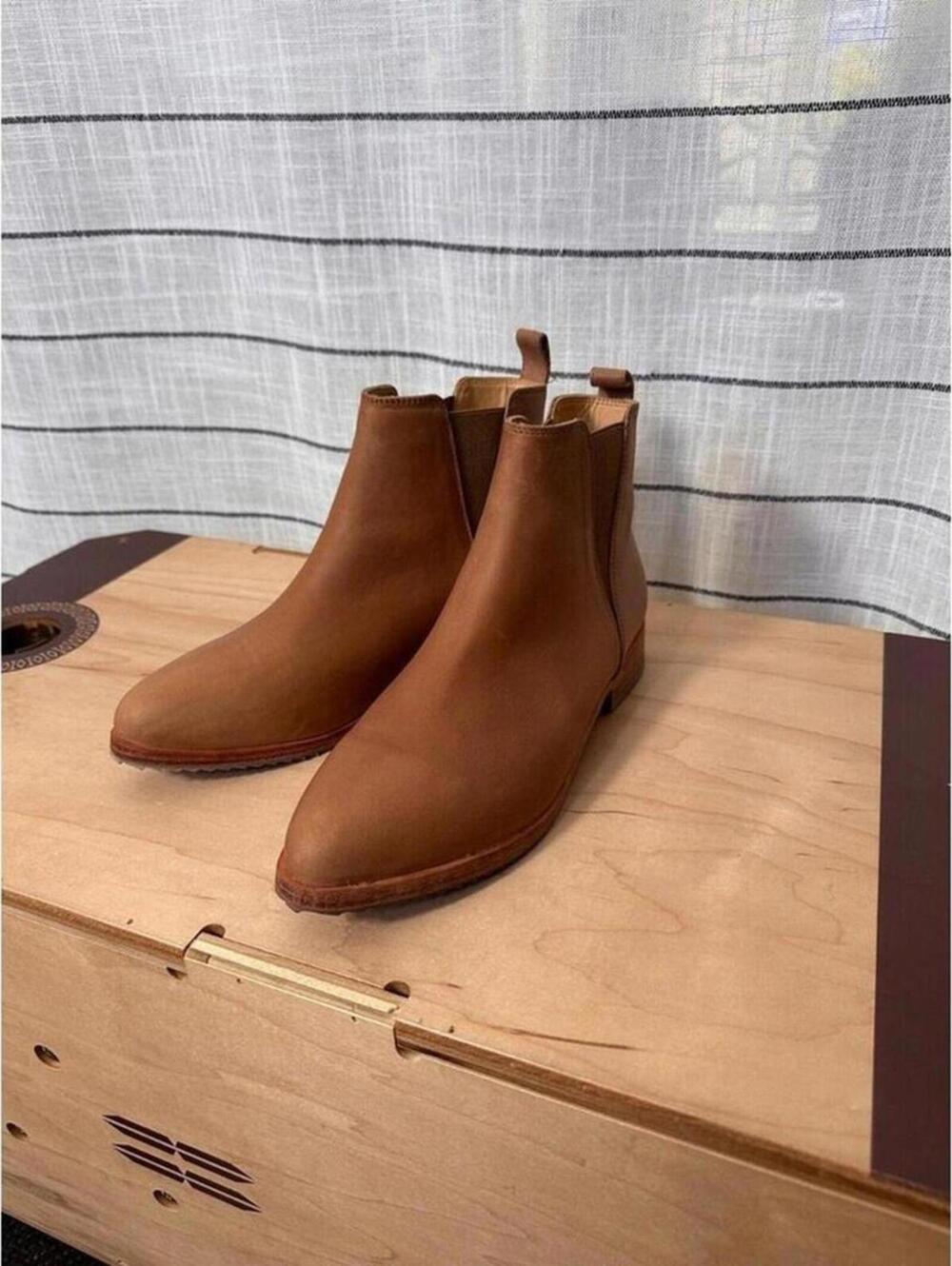 Nisolo Eva Everyday Chelsea Boot Size 9.5 - Picture 3 of 8